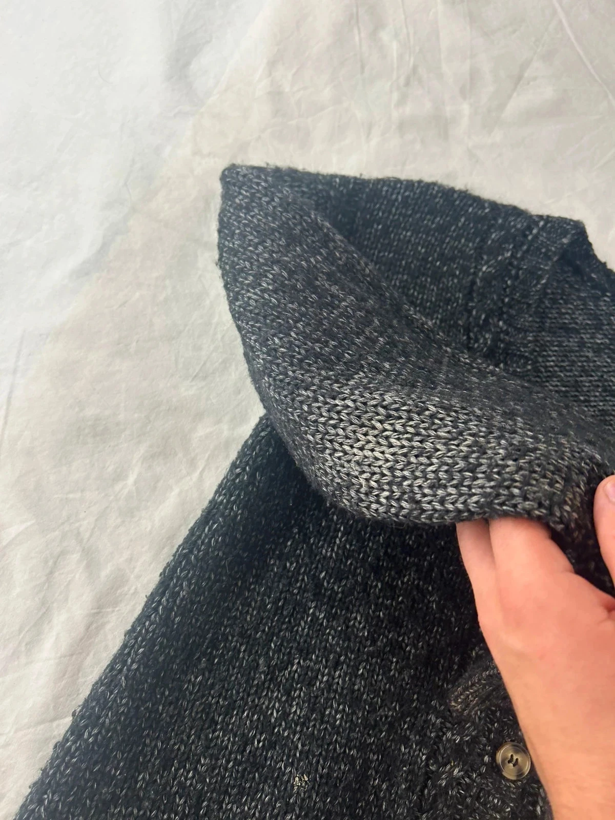 Sweat pull cardigan en laine et acrylique noir gris karl marc john – photo 7